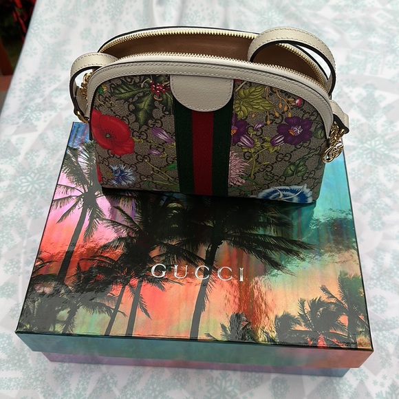 GUCCI - Picture 4 of 9